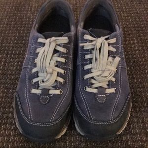 Clark's Wave Walk Sz 6 (the older, better version)